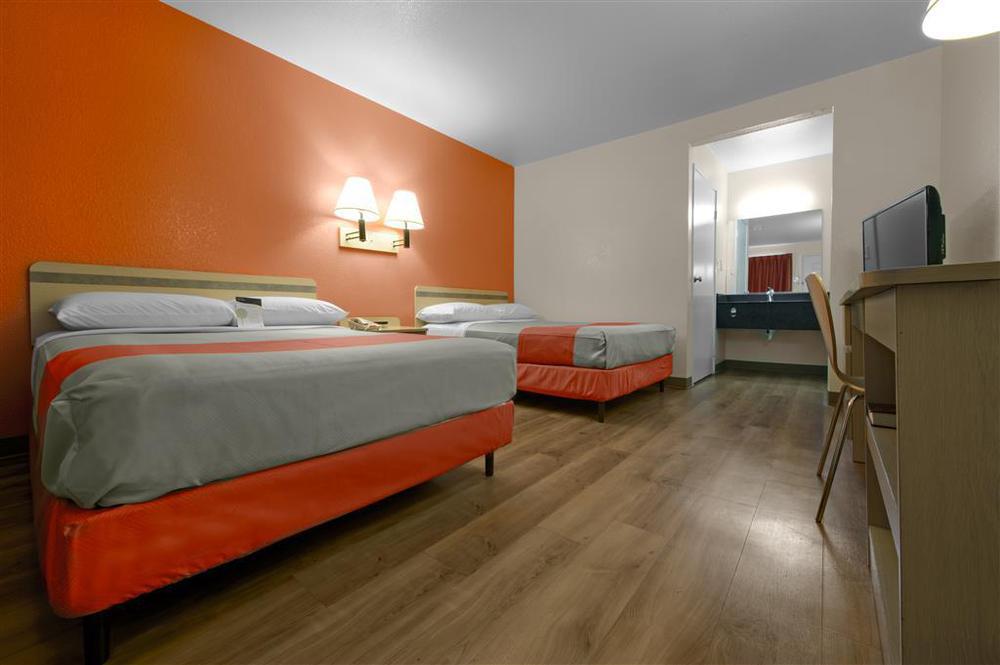 Motel 6-Camp Springs, Dc - South 캠프스프링스 객실 사진